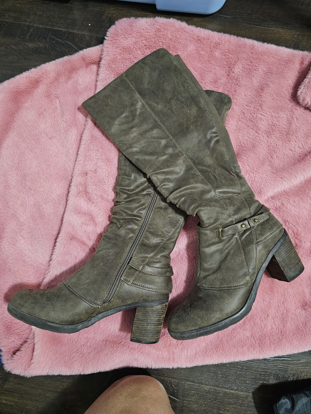BareTraps Tall Slouch Boots Size 8.5 Brown Faux Suede Side Zip